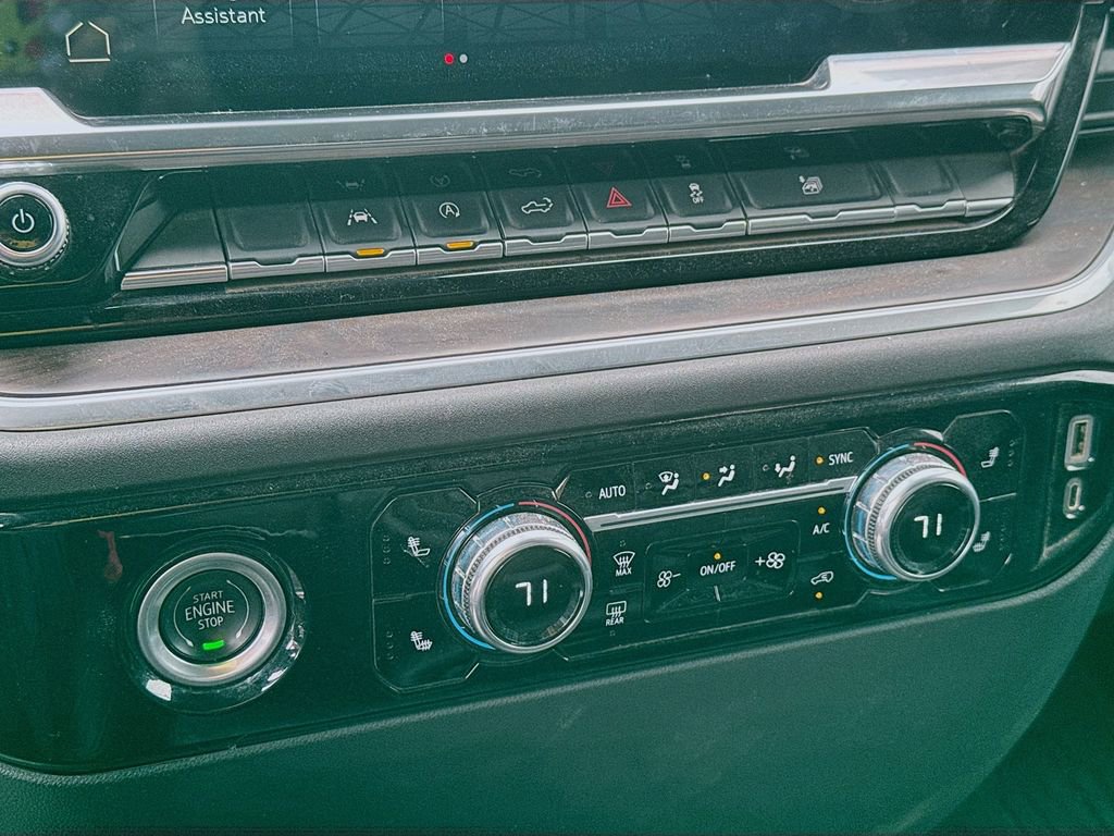 Used 2022 GMC Sierra 1500 SLT image 16