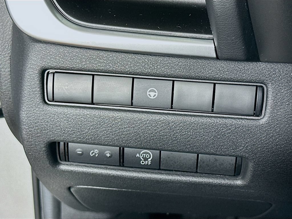 Certified 2023 Nissan Rogue SV AWD/4WD image 17