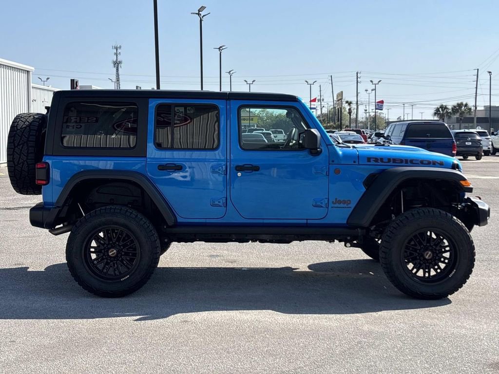 Used 2025 Jeep Wrangler Unlimited Rubicon image 21