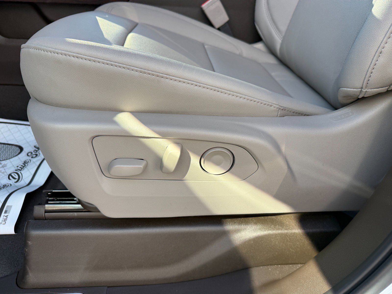 New 2026 GMC Sierra 1500 SLT w/ SLT Premium Package image 24