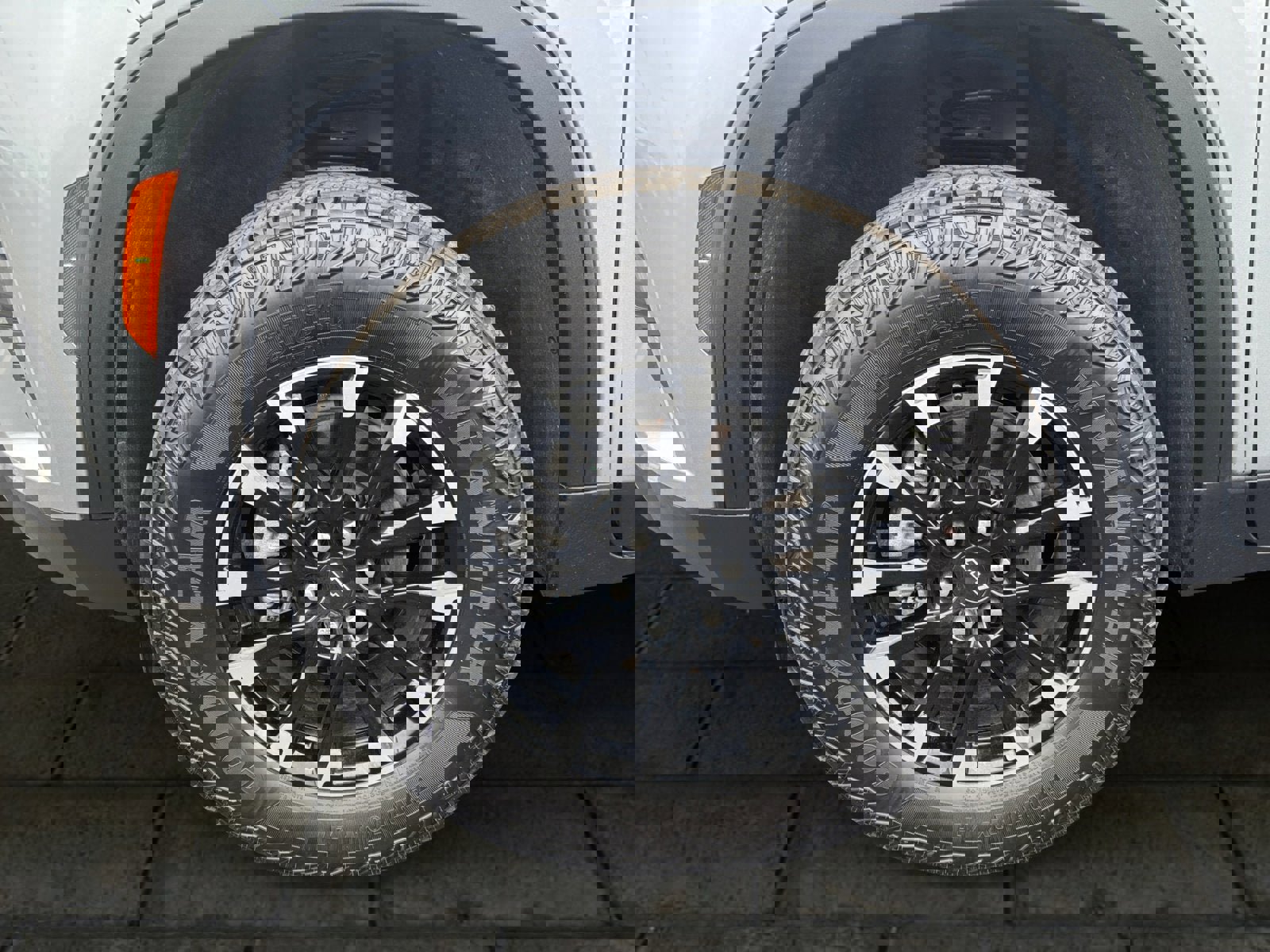 Used 2025 Chevrolet Traverse Z71 w/ Driver Confidence Package image 27