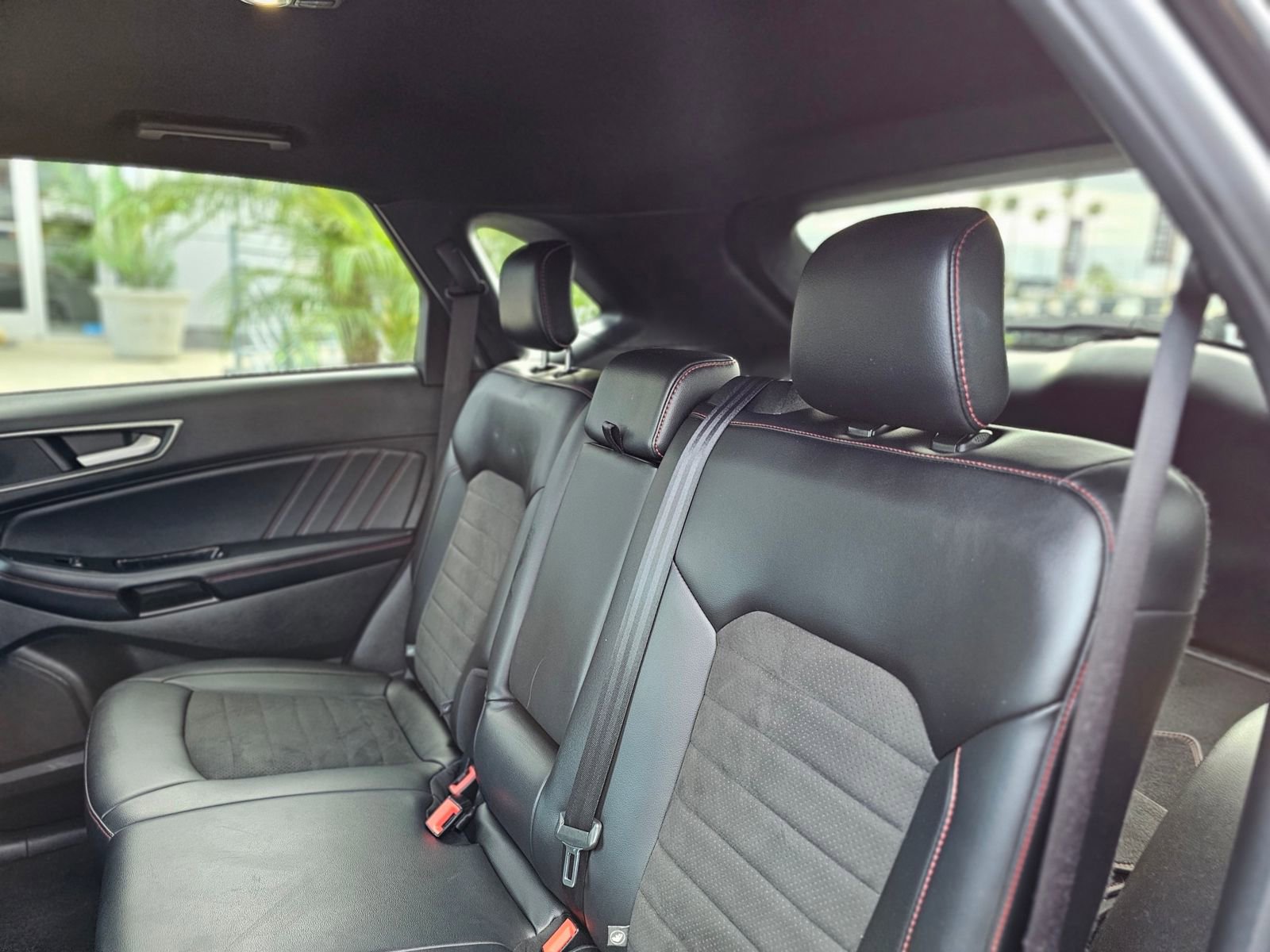 Used 2020 Ford Edge ST-Line FWD image 24