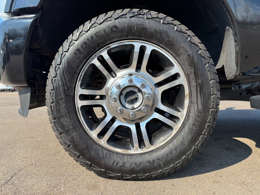 Used 2015 Ford F350 Platinum w/ Platinum Package image 13