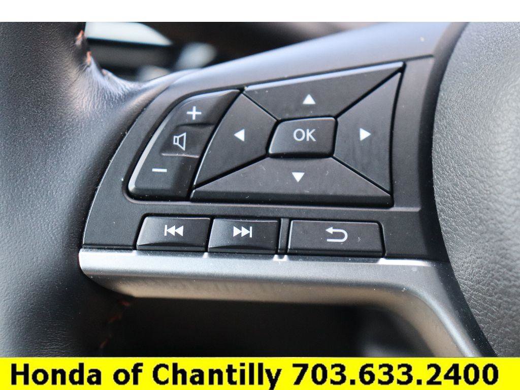 Used 2021 Nissan Sentra SR w/ SR Premium Package image 12