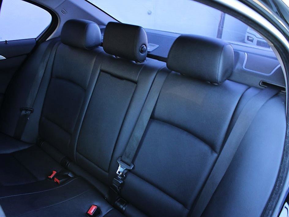 Used 2016 BMW 528i Sedan image 15