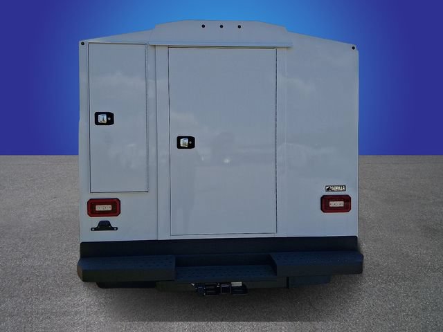 New 2024 Chevrolet Express 4500 w/ Driver Convenience Package RWD image 4