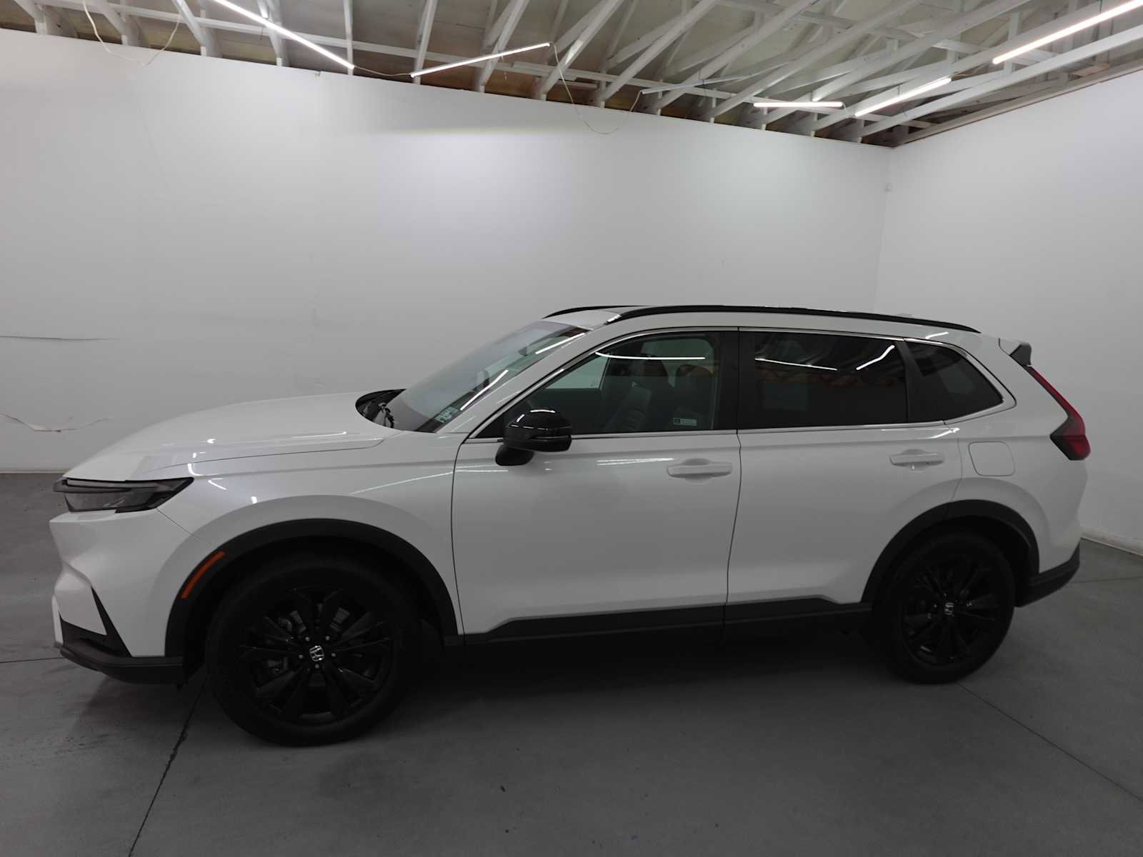 Used 2023 Honda CR-V Sport Touring image 8