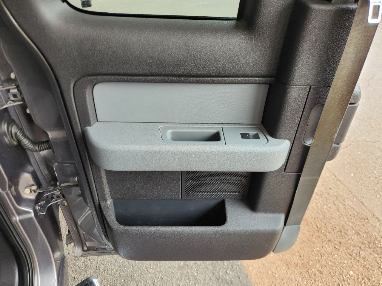 Used 2013 Ford F150 XLT w/ Mid Equipment Group AWD/4WD image 11