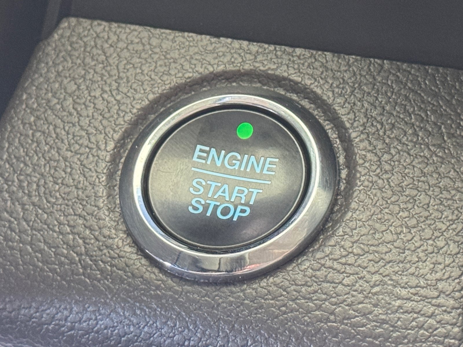 Used 2021 Ford Expedition XLT AWD/4WD image 25