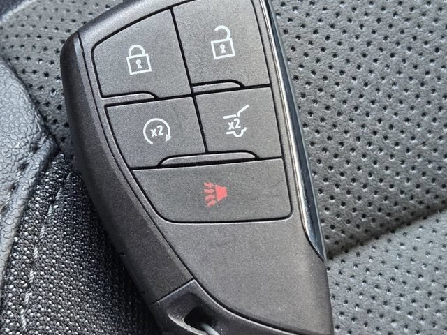 Used 2025 Chevrolet Blazer EV RS AWD/4WD image 35