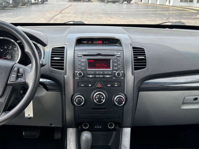 Used 2013 Kia Sorento LX image 20