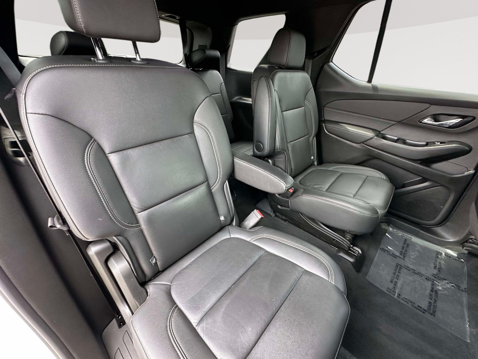 Used 2023 Chevrolet Traverse LT w/ LT Premium Package AWD/4WD image 29