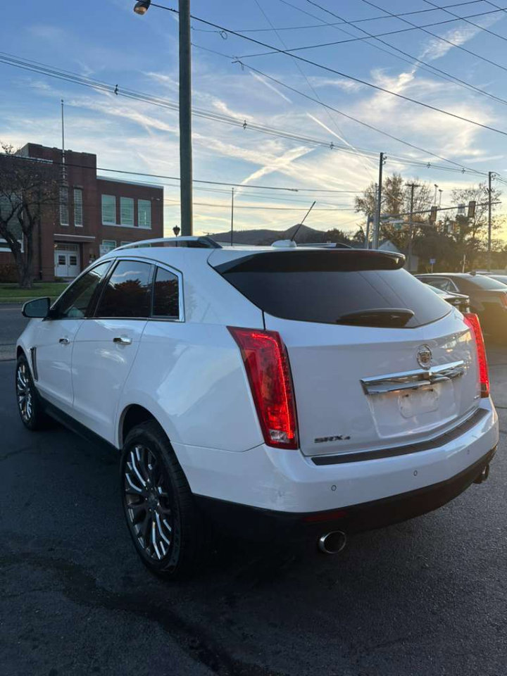 Used 2015 Cadillac SRX Luxury w/ Driver Awareness Package AWD/4WD image 2