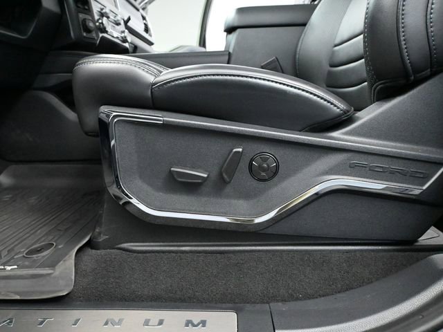 Used 2025 Ford F250 Platinum image 22