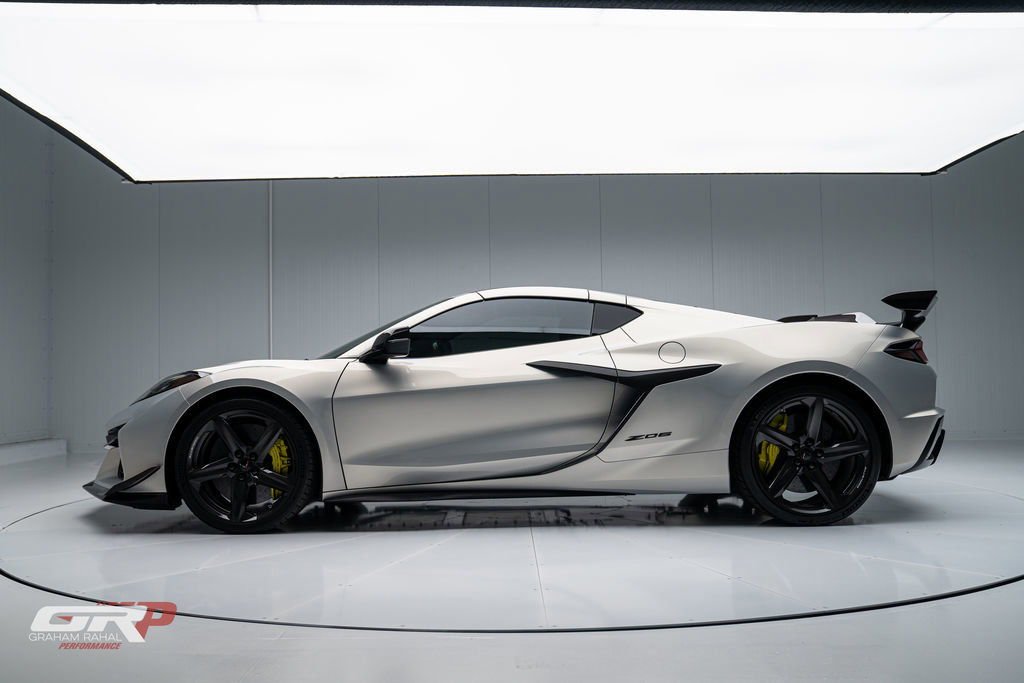 Used 2023 Chevrolet Corvette Z06 w/ Stealth Interior Trim Package image 4