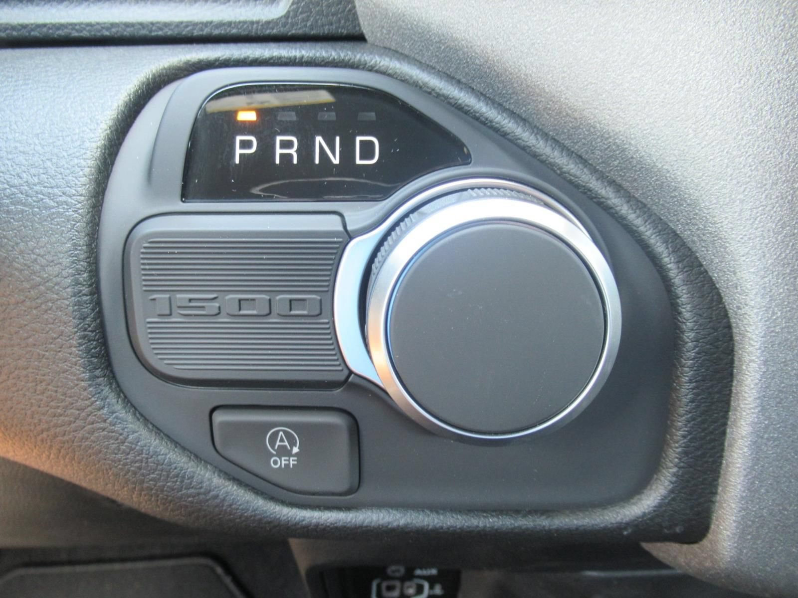 New 2026 RAM 1500 Express RWD image 25