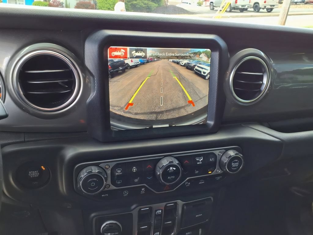 Certified 2023 Jeep Wrangler Unlimited Sahara w/ LED Lighting Group AWD/4WD image 22