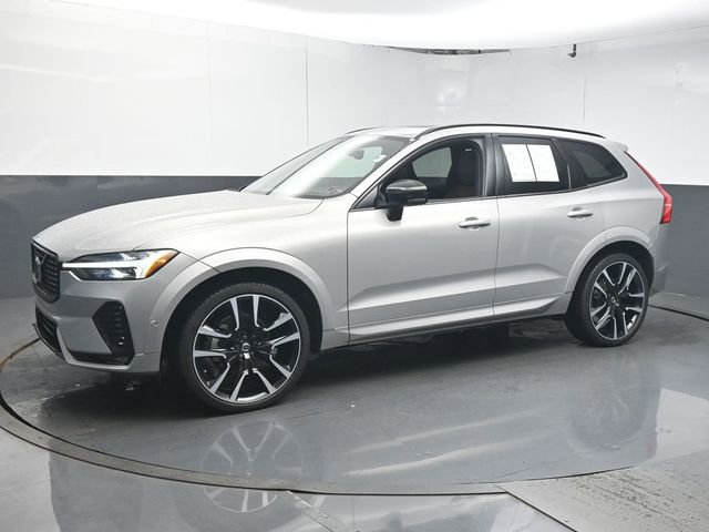 Used 2023 Volvo XC60 B5 Ultimate w/ Protection Package Premier FWD image 4