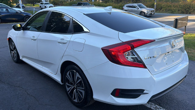 Used 2018 Honda Civic EX-T image 7
