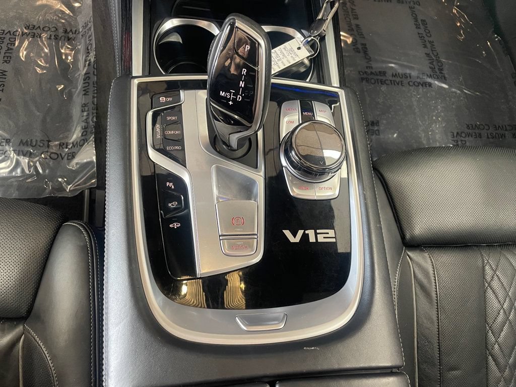 Used 2018 BMW M760i xDrive w/ Luxury Rear Seating Package AWD/4WD image 37