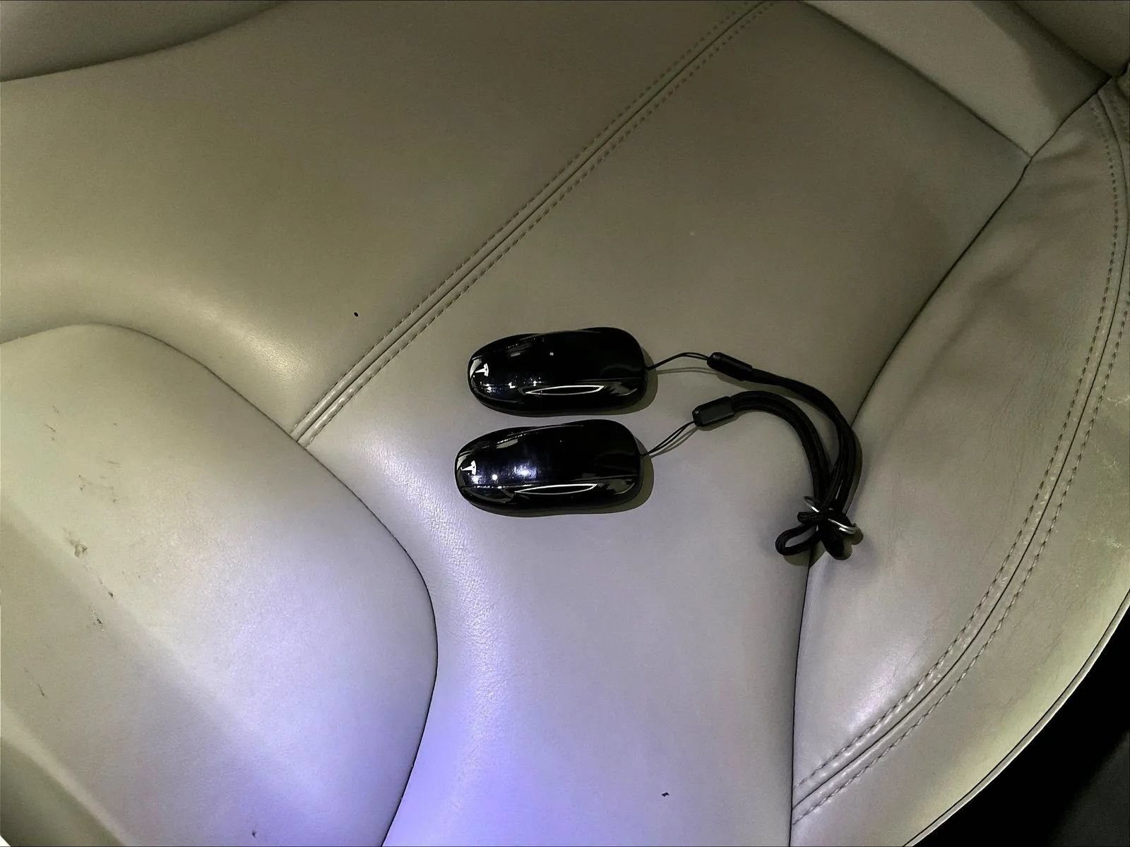 Used 2014 Tesla Model S 85 RWD image 29