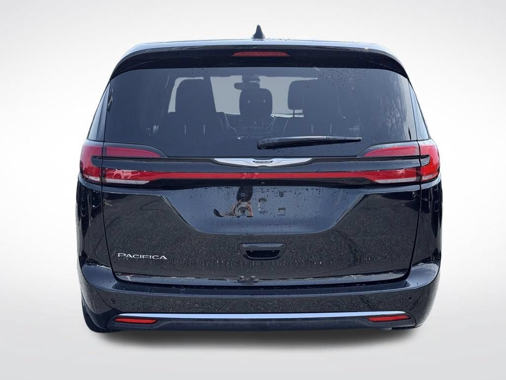 Certified 2025 Chrysler Pacifica Select FWD image 7