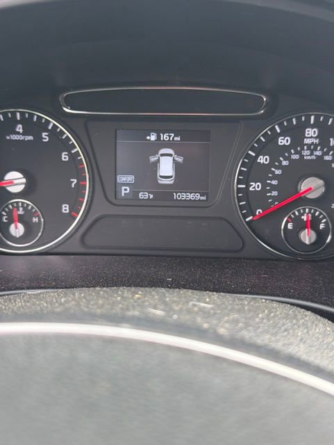 Used 2019 Kia Sorento AWD V6 image 4