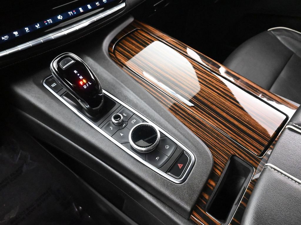 Used 2023 Cadillac Escalade ESV Premium Luxury image 38