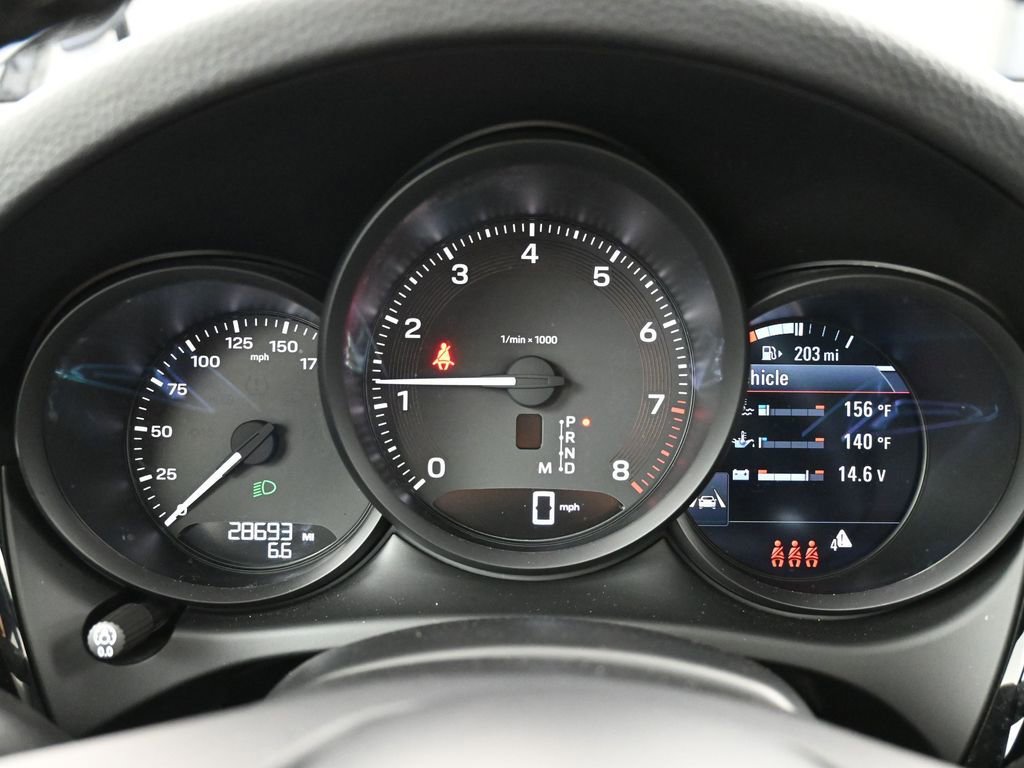 Used 2023 Porsche Macan Turbo AWD/4WD image 19