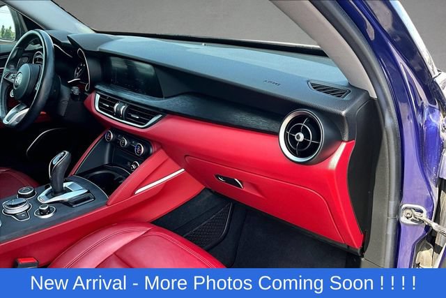 Used 2021 Alfa Romeo Stelvio Sprint w/ Nero Edizione AWD/4WD image 13