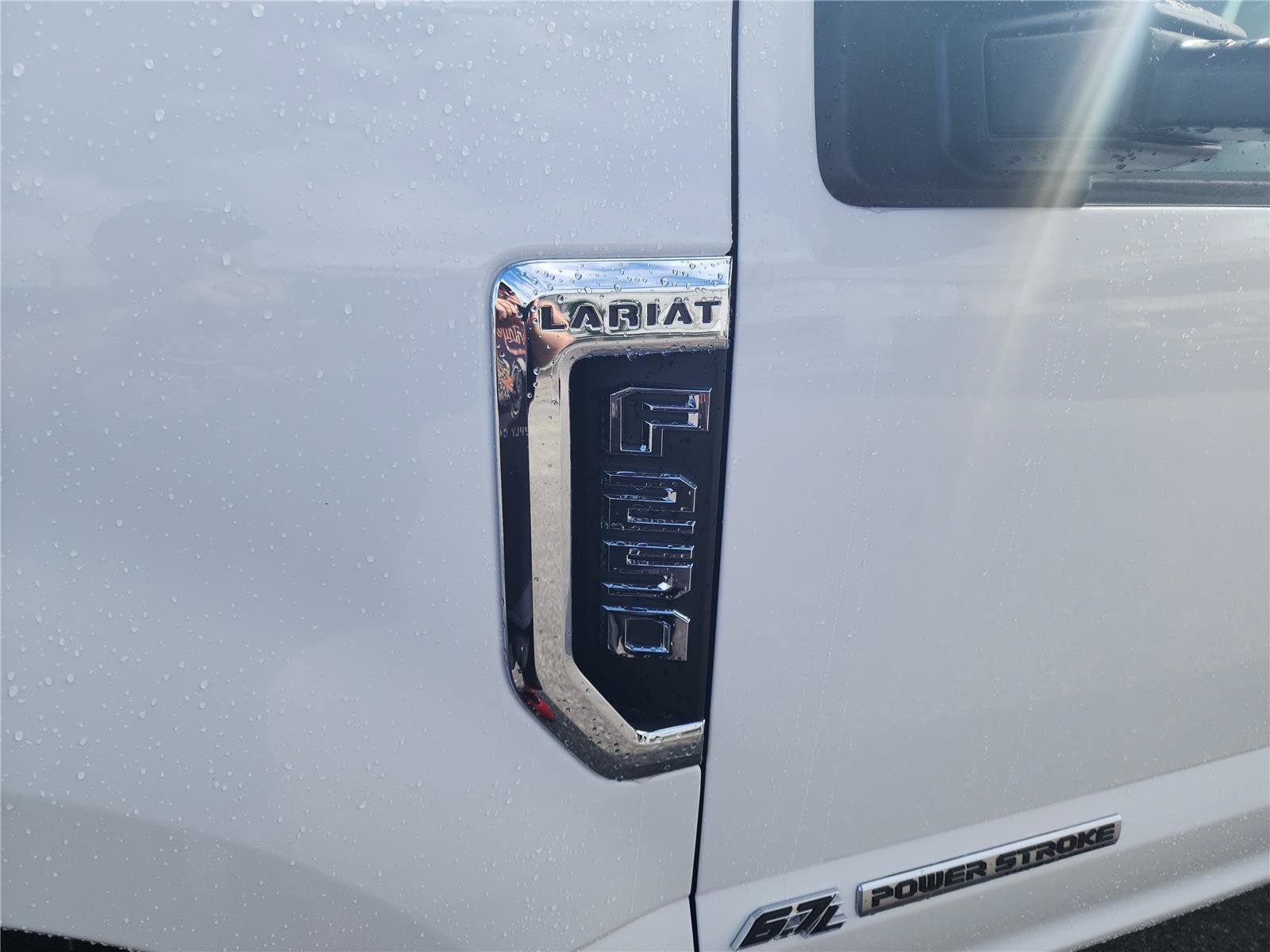 Used 2017 Ford F250 Lariat w/ Lariat Ultimate Package AWD/4WD image 11