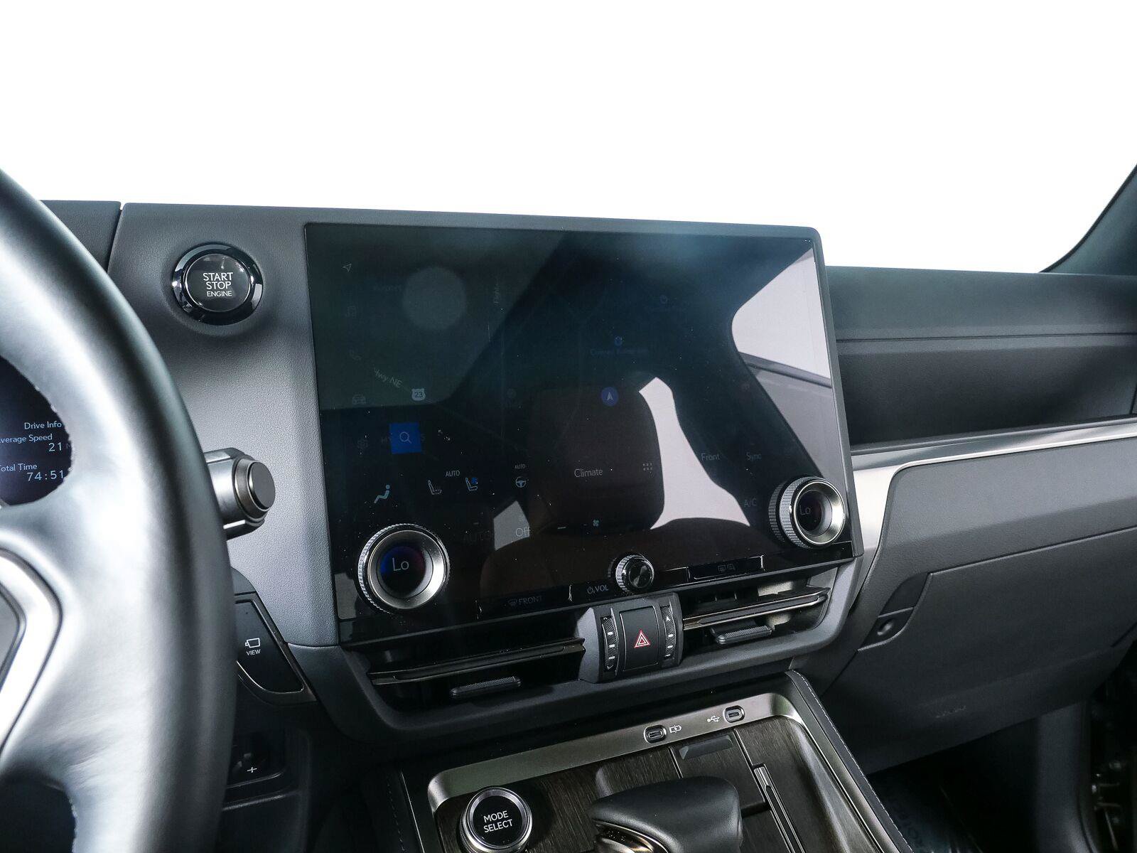 Used 2025 Lexus GX 550 w/ Accessory Package (Z1) AWD/4WD image 13