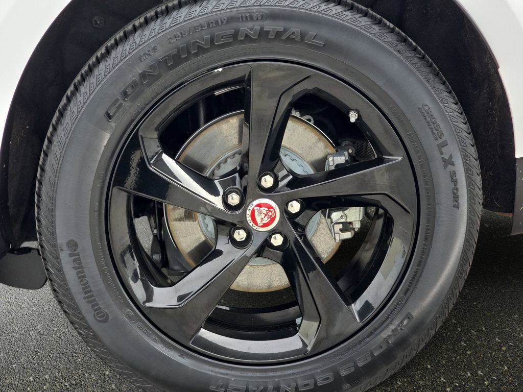 Used 2021 Jaguar F-PACE S image 37