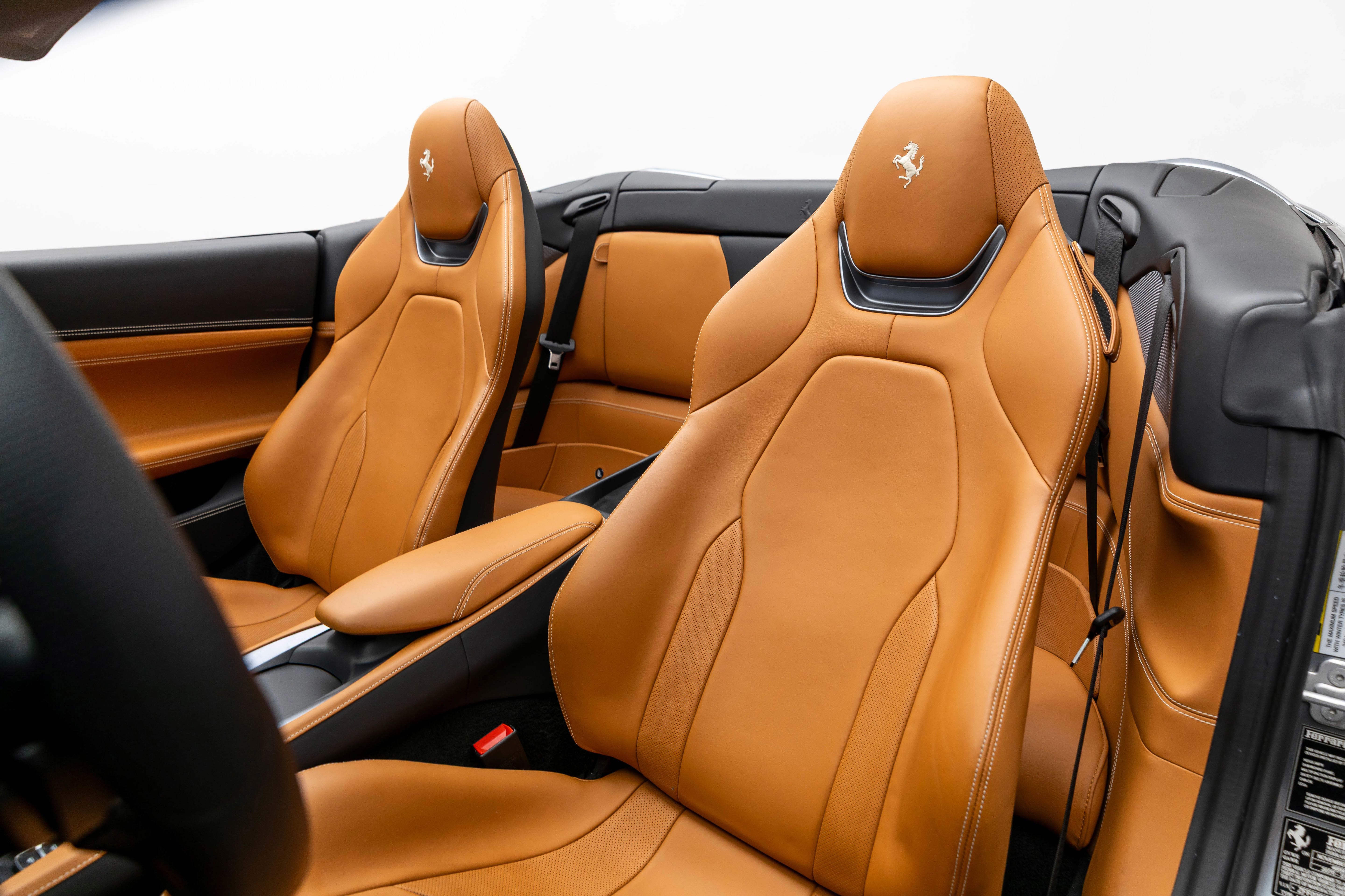 Certified 2022 Ferrari Portofino M image 57