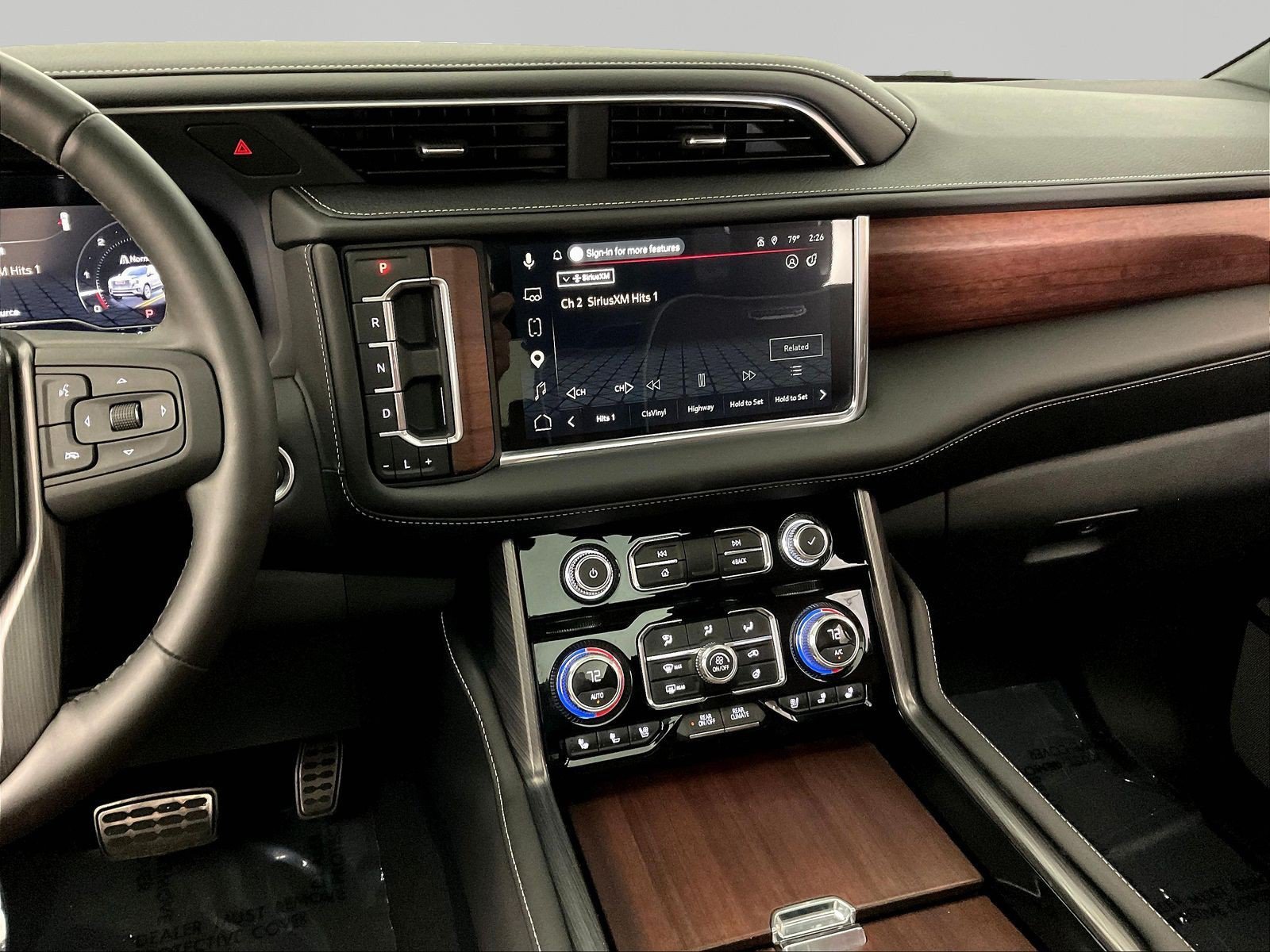 Used 2024 GMC Yukon Denali Ultimate AWD/4WD image 9