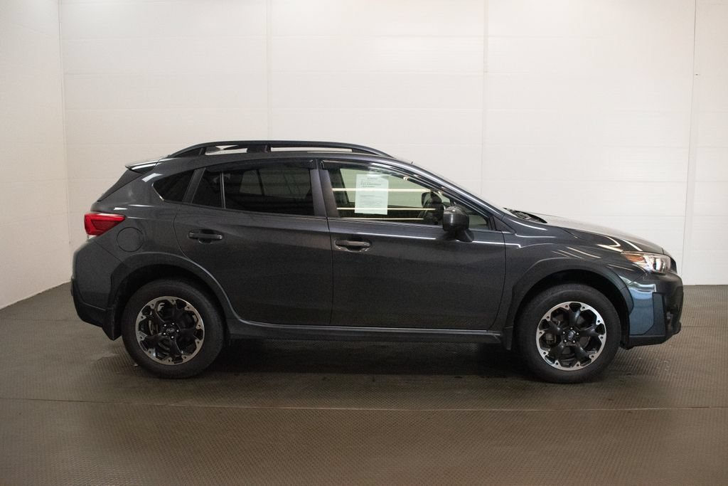 Used 2021 Subaru Crosstrek 2.0i Premium w/ Moonroof Package AWD/4WD image 3