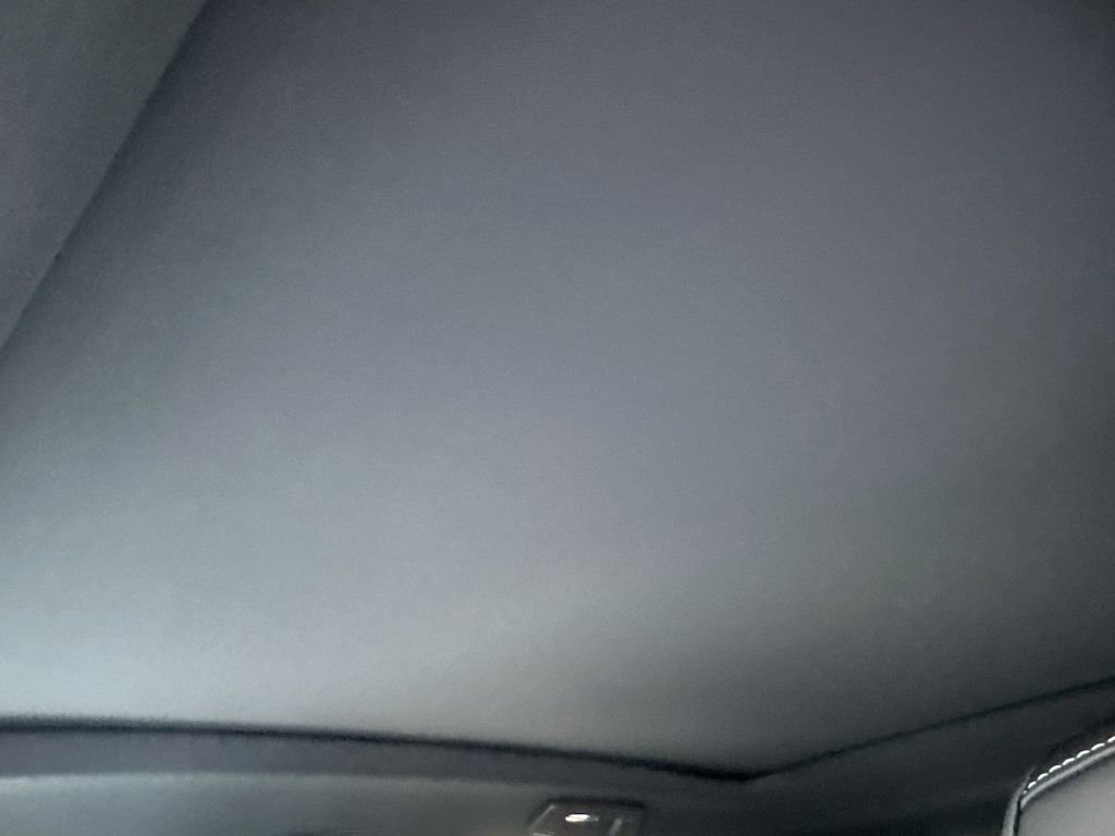 Used 2025 Cadillac Lyriq Luxury w/ LPO, Floor Liner Package image 20