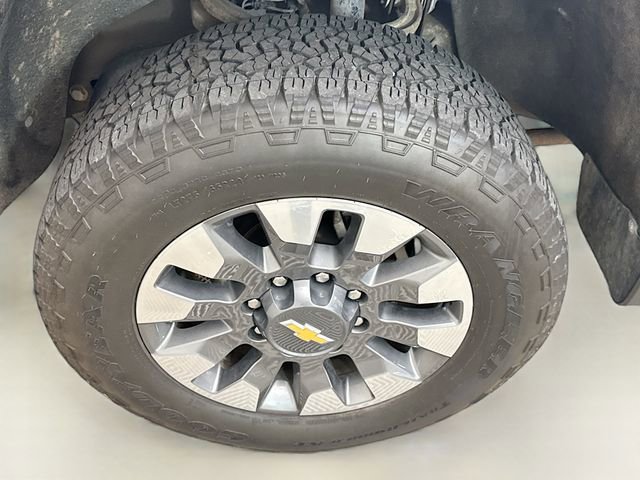Used 2022 Chevrolet Silverado 2500 Custom w/ Custom Value Package image 29