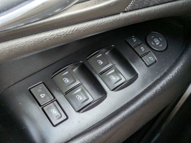 Used 2018 Cadillac Escalade Premium Luxury AWD/4WD image 26