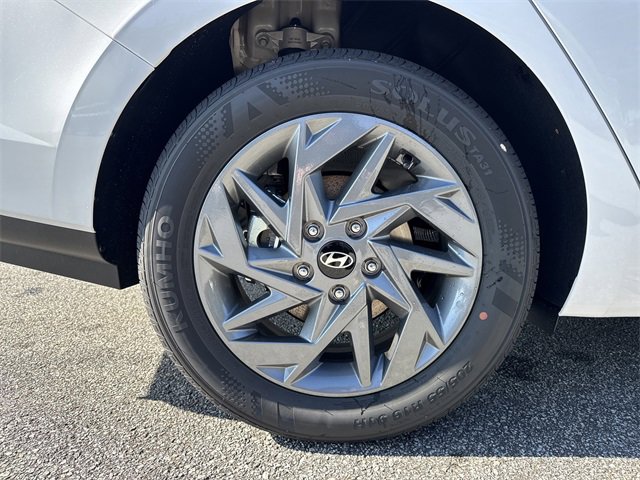 New 2026 Hyundai Elantra Blue image 17