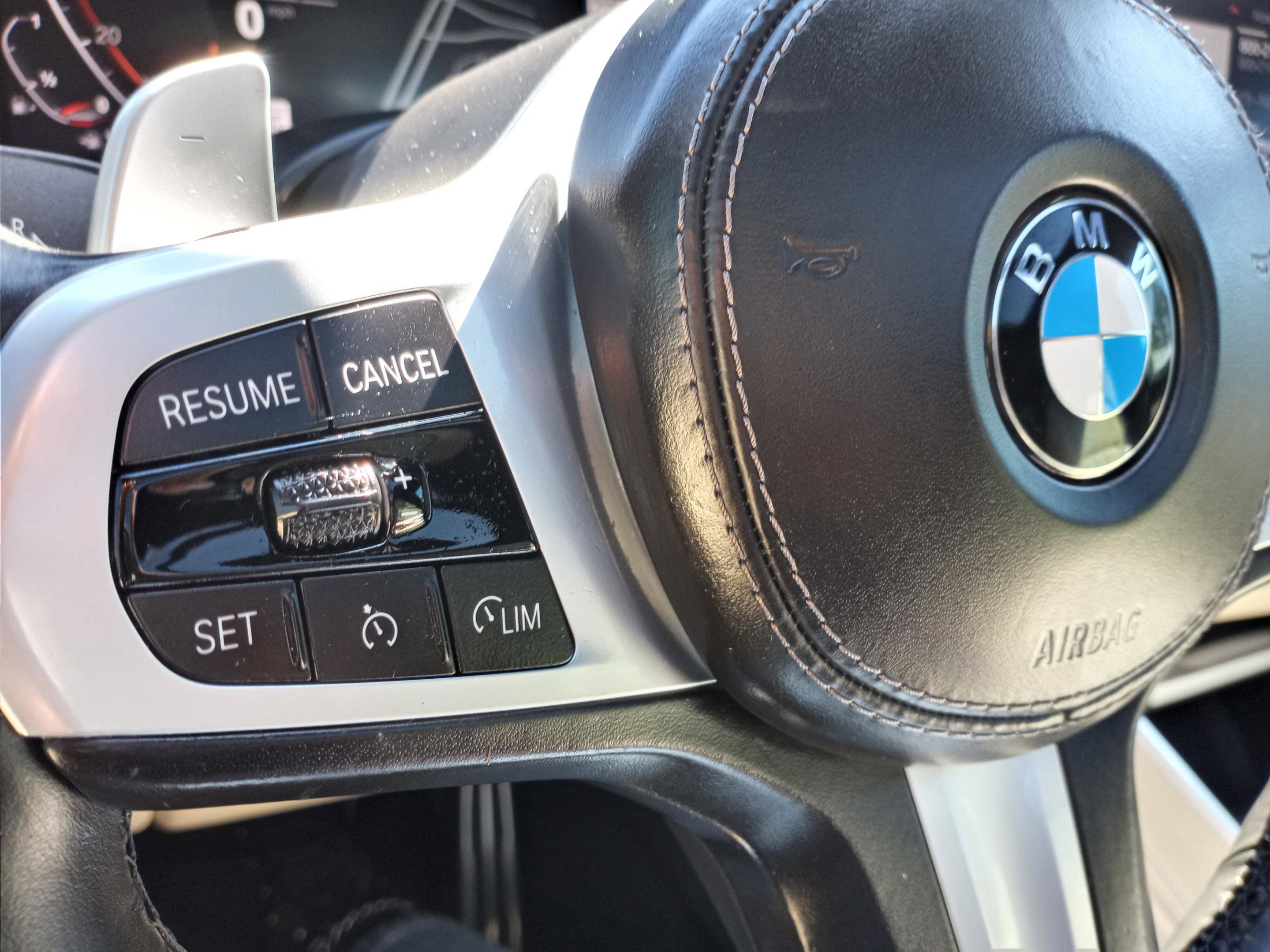 Used 2022 BMW X6 xDrive40i w/ Executive Package image 15