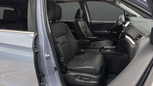 Used 2022 Honda Pilot Touring image 25