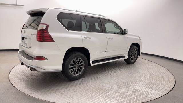 Used 2019 Lexus GX 460 Premium AWD/4WD image 2