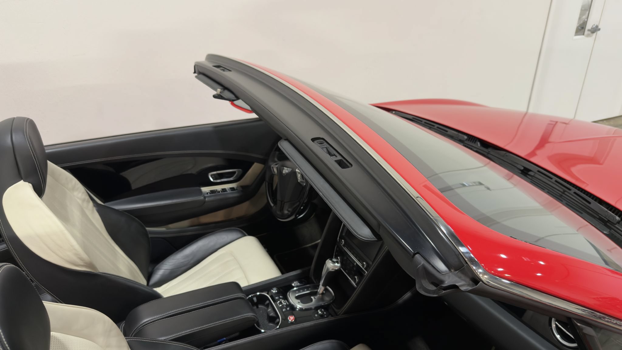 Used 2015 Bentley Continental GT AWD/4WD image 19