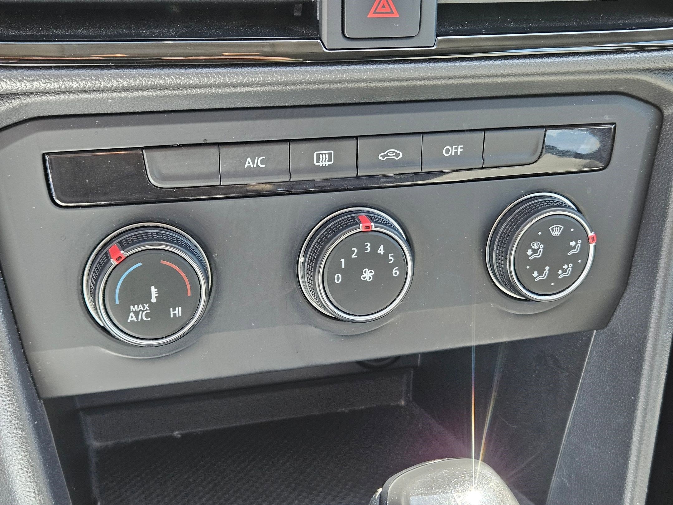 Used 2022 Volkswagen Taos S image 27