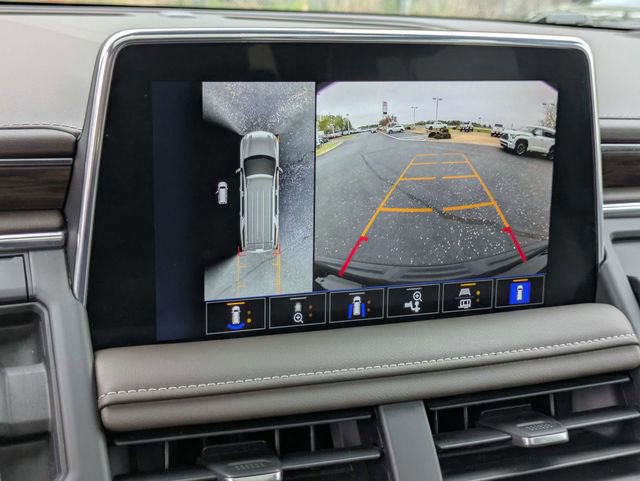 Used 2023 Chevrolet Tahoe Z71 w/ Luxury Package AWD/4WD image 24