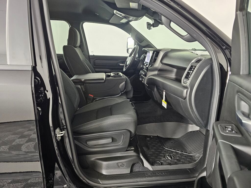 New 2026 RAM 1500 Classic Warlock AWD/4WD image 37
