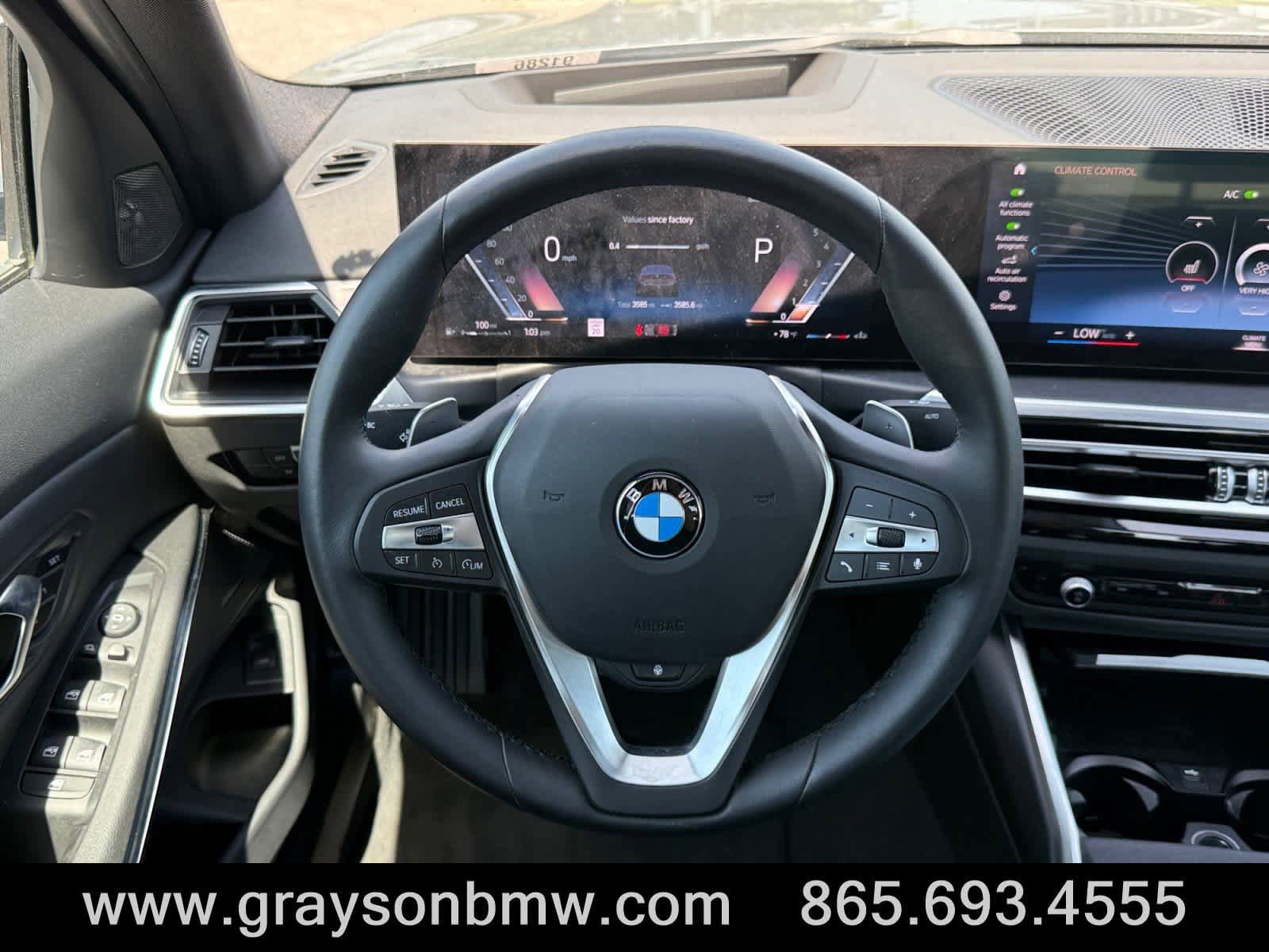 Used 2024 BMW 330i xDrive Sedan w/ Premium Package AWD/4WD image 18
