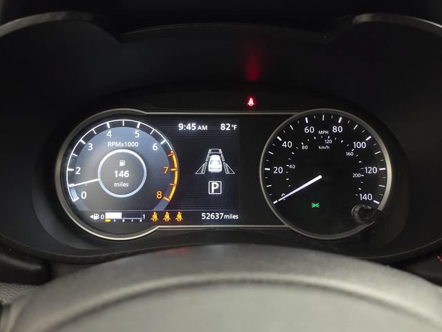Used 2024 Nissan Versa SR FWD image 19