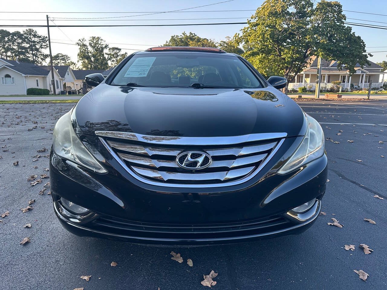 Used 2013 Hyundai Sonata SE w/ Navigation & Sunroof Pkg FWD image 3